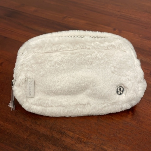 lululemon athletica Handbags - Lululemon Everywhere Belt Bag Plush Fleece Bone Silver NWT